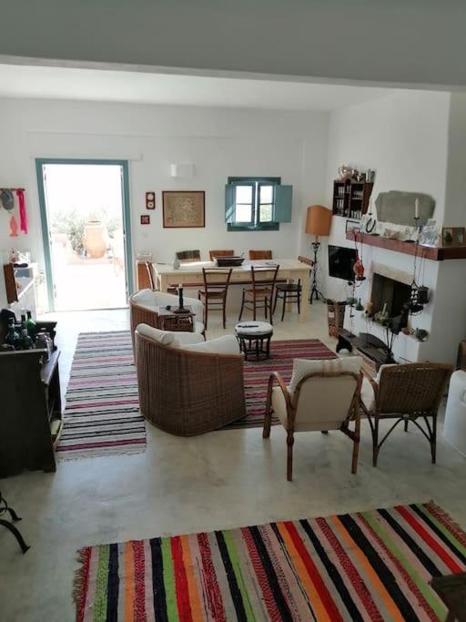 Casa Dei Melograni At Vourlidia Leros Villa Vromolithos Buitenkant foto